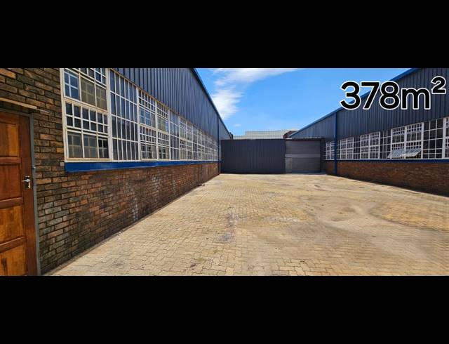 940M² INDUSTRIAL YARD TO LET IN CLAYVILLE